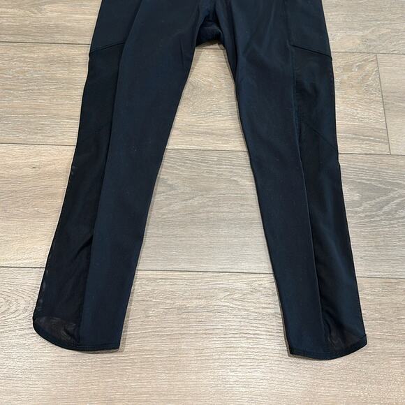 ATHLETA Black Mesh Chaturanga To Town High Rise Active Yoga Workout Capri Size S - Picture 5 of 14